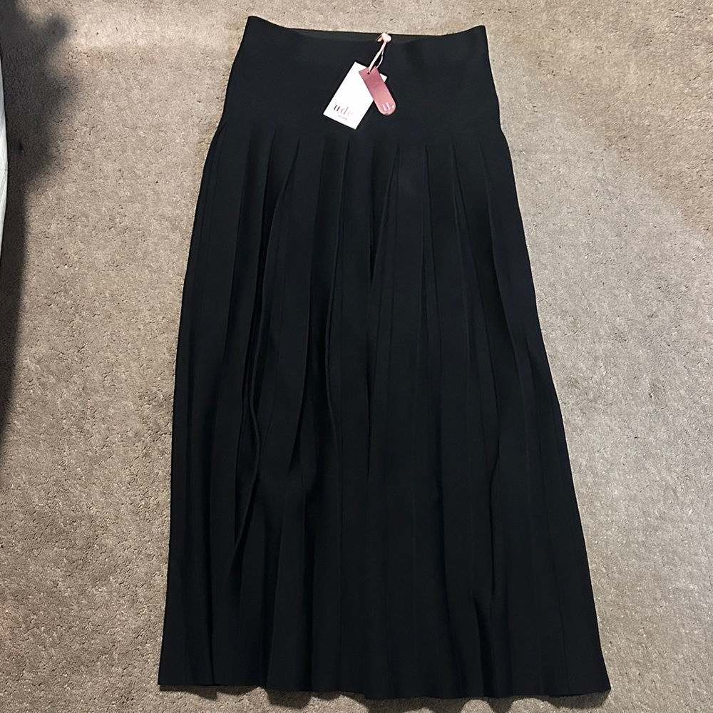 Long Knit Pleated Skirt